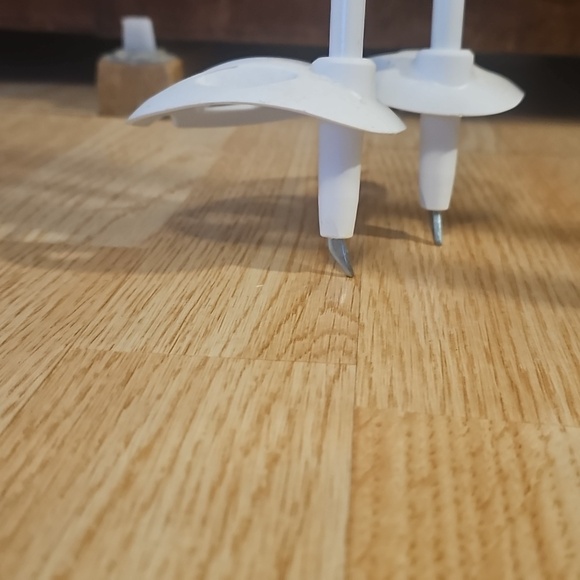 Cross Country Skis, Rossignol LLBean edition size 160, with alloy poles and boot - Picture 10 of 12